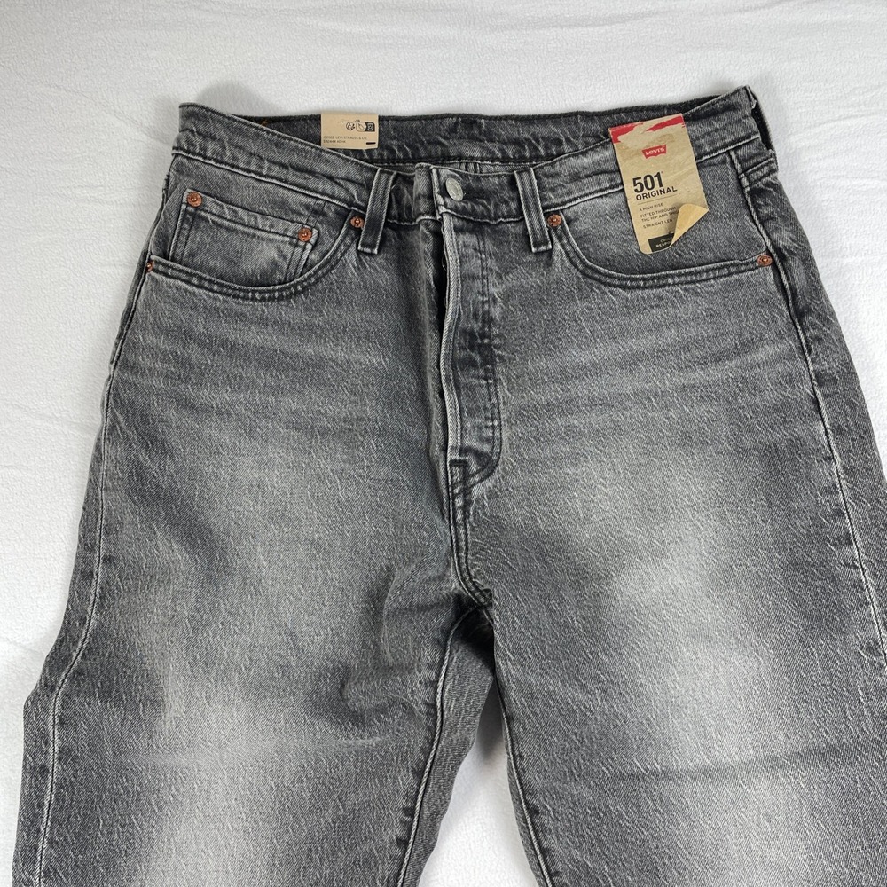 Levi's 501‎ Original Women's High Rise Straight Leg Jeans Gray Wash NWT 27x30 - Picture 3 of 5